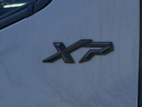 Certified 2019 Toyota Tacoma SR5 image 11