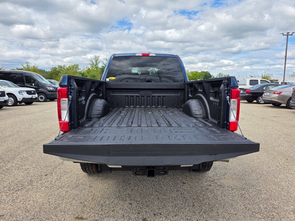 Used 2019 Ford F250 XLT w/ XLT Premium Package AWD/4WD image 9