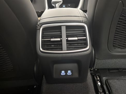 New 2026 Genesis G70 2.5T Prestige AWD/4WD image 11