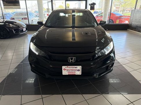 Used 2019 Honda Civic Sport image 3