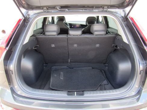 Used 2023 Kia Niro EX Touring image 27