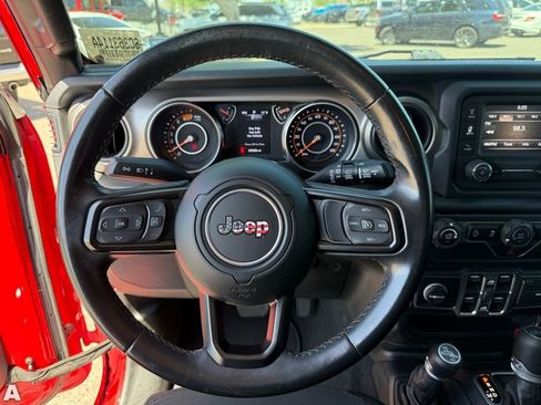 Used 2020 Jeep Wrangler Unlimited Sport S AWD/4WD image 15