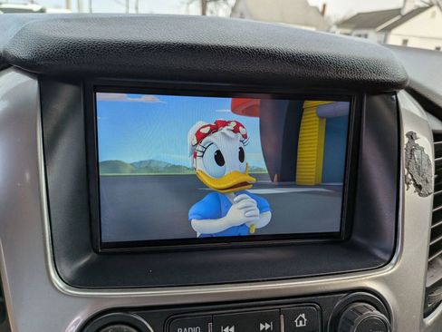 Used 2017 Chevrolet Suburban Premier image 71