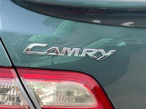 Used 2009 Toyota Camry SE FWD image 23