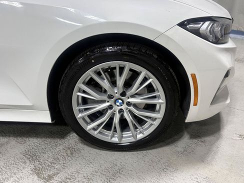 Used 2023 BMW 330i xDrive Sedan w/ Driving Assistance Package AWD/4WD image 36