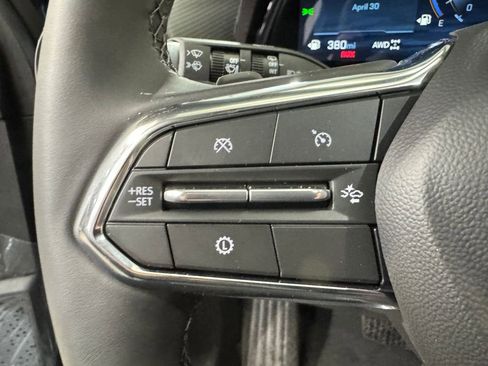 New 2026 Chevrolet Equinox LT w/ Convenience Package II AWD/4WD image 15