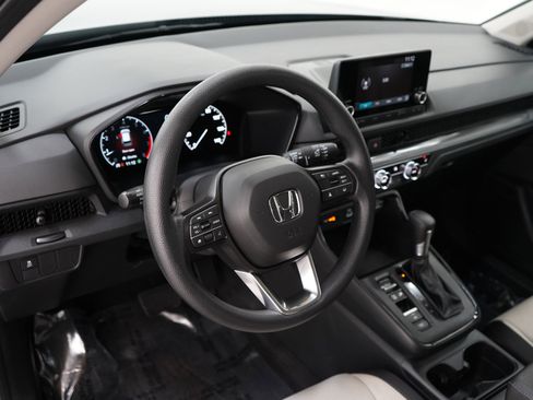 Used 2025 Honda CR-V EX image 20