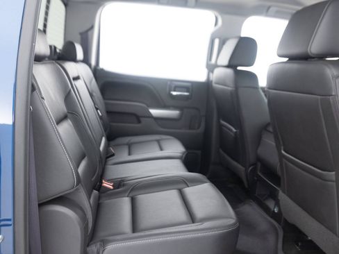 Used 2017 Chevrolet Silverado 1500 LT w/ All Star Edition AWD/4WD image 36