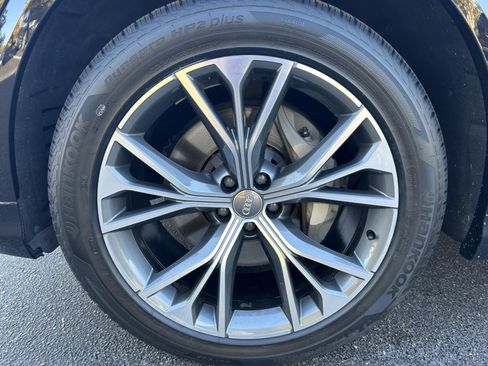 Used 2021 Audi Q8 Premium Plus w/ Premium Plus Package image 14