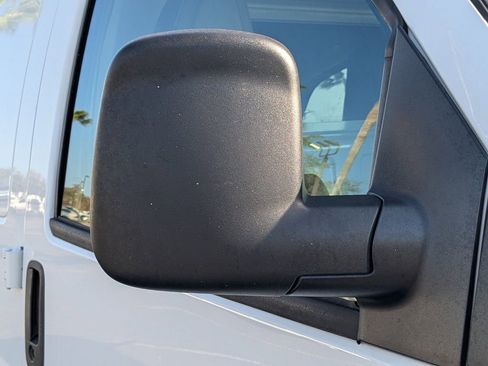 Used 2022 Chevrolet Express 2500 w/ Driver Convenience Package image 12