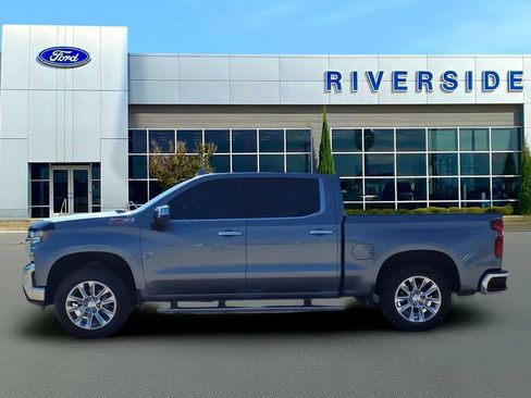 Used 2022 Chevrolet Silverado 1500 LTZ w/ LTZ Convenience Package II AWD/4WD image 4