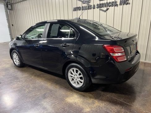 Used 2020 Chevrolet Sonic LT image 5