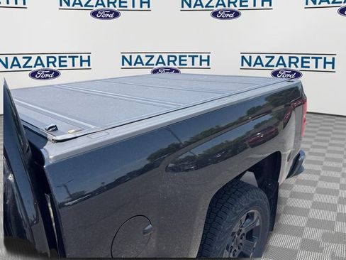 Used 2017 Chevrolet Silverado 1500 LT w/ Midnight Edition AWD/4WD image 12