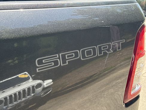 Used 2021 RAM 1500 Big Horn RWD image 17