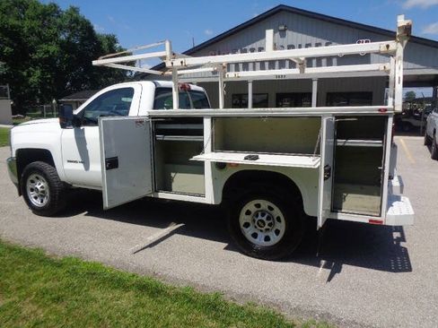 Used 2018 Chevrolet Silverado 3500 W/T RWD image 24