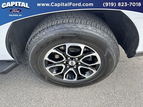 Certified 2024 Ford Expedition XLT image 13