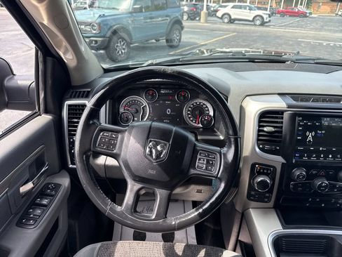 Used 2018 RAM 1500 Big Horn AWD/4WD image 24