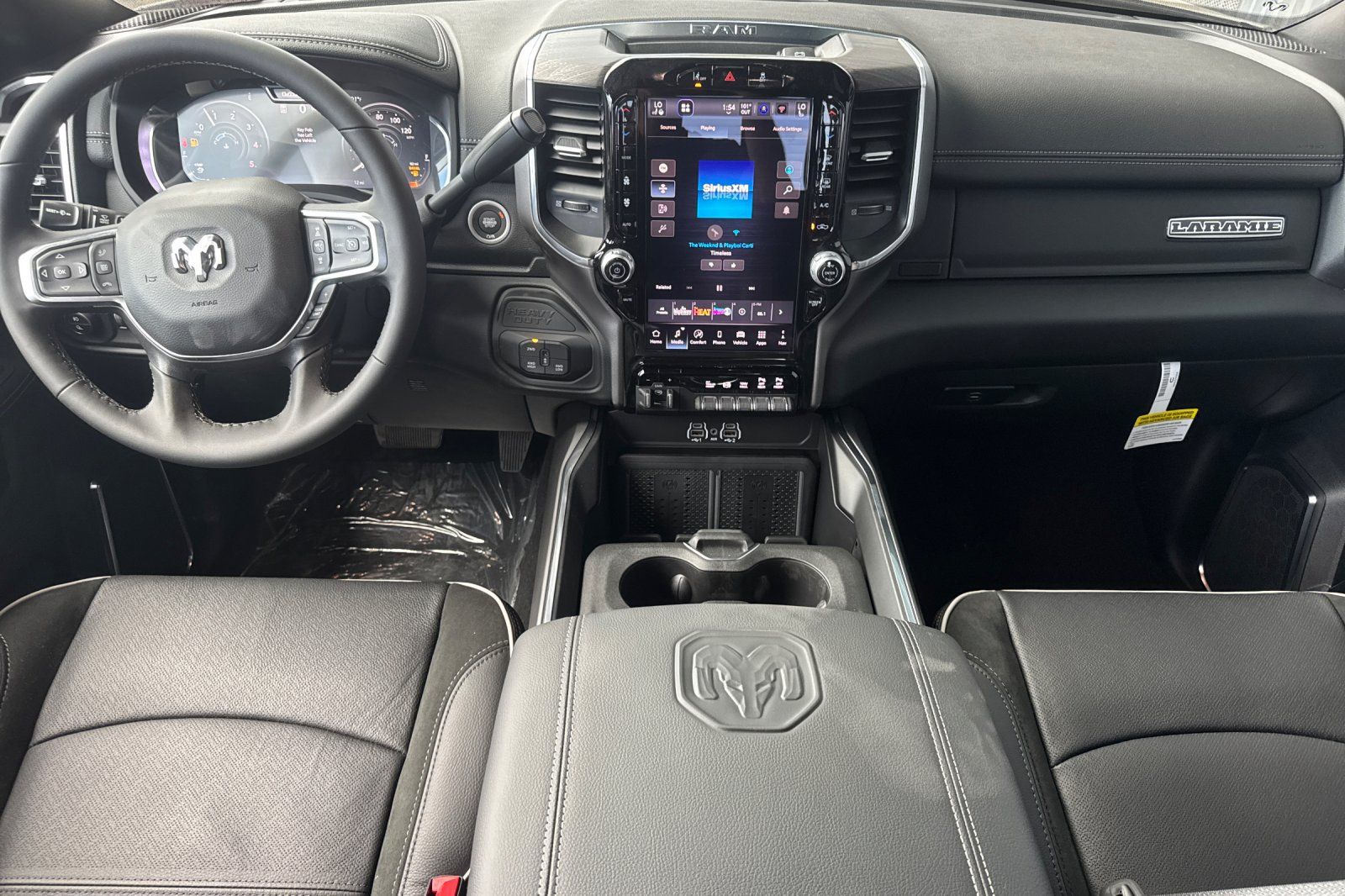 New 2027 RAM 3500 Laramie w/ Towing Technology Group AWD/4WD image 12