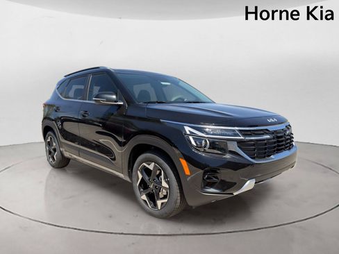 New 2026 Kia Seltos EX FWD image 2
