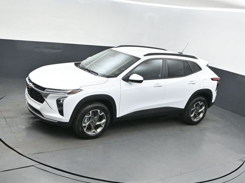 New 2026 Chevrolet Trax LT image 31