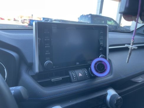 Used 2021 Toyota RAV4 XSE image 4