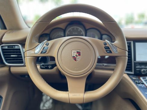 Used 2012 Porsche Panamera Turbo image 30