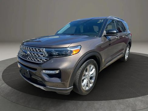 Used 2021 Ford Explorer Limited w/ Equipment Group 301A AWD/4WD image 1