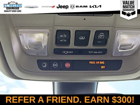 Used 2017 Buick LaCrosse Essence w/ Sun and Shade Package FWD image 23