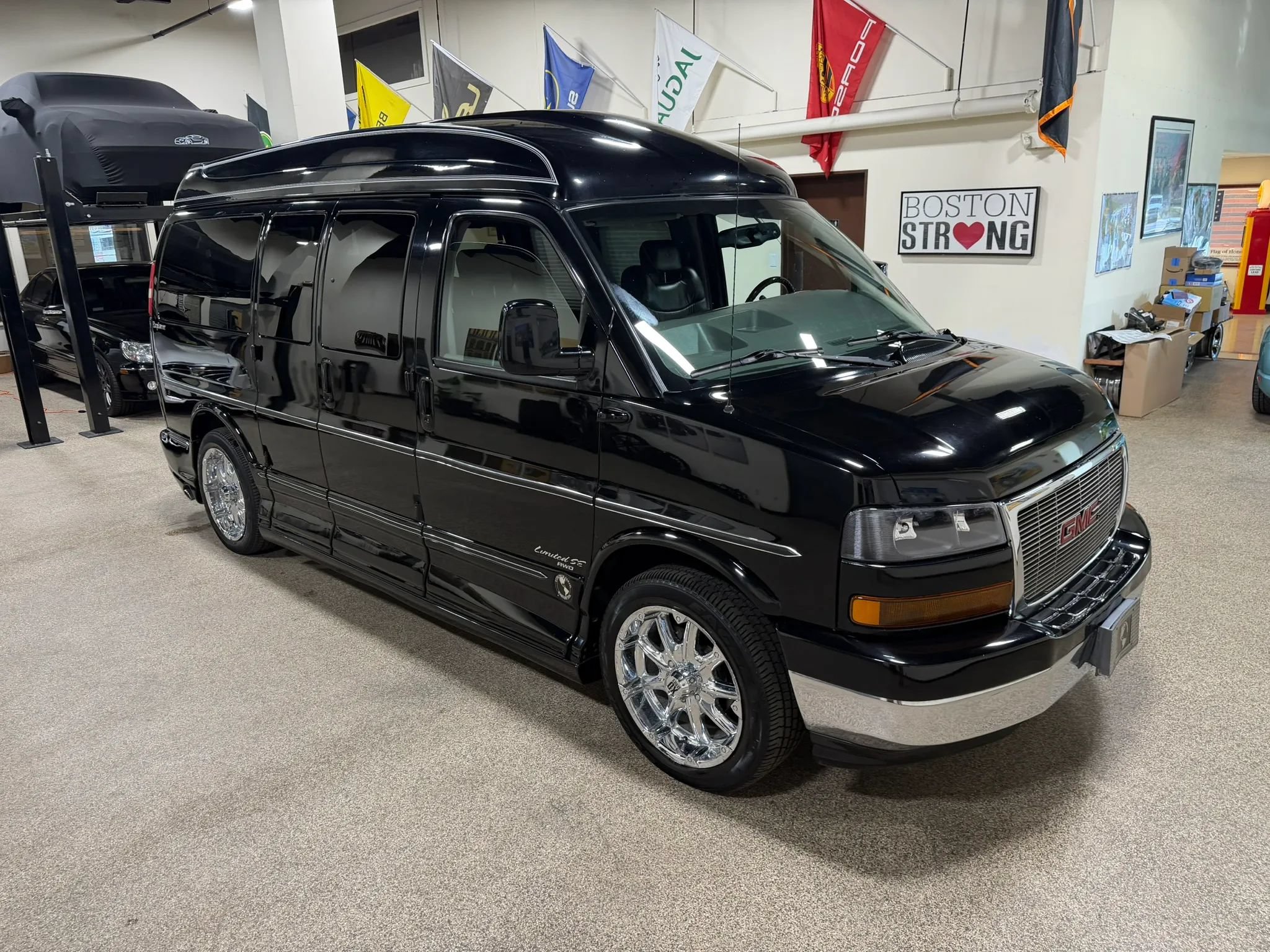 Used 2007 GMC Savana 1500 AWD w/ Preferred Equipment Group image 13