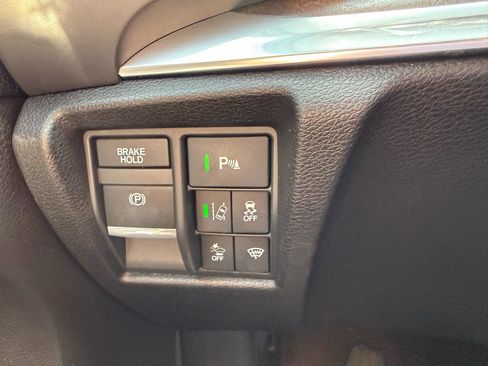 Used 2017 Acura MDX w/ Advance Package image 15