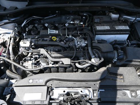 Used 2024 Toyota Corolla Cross L FWD image 34