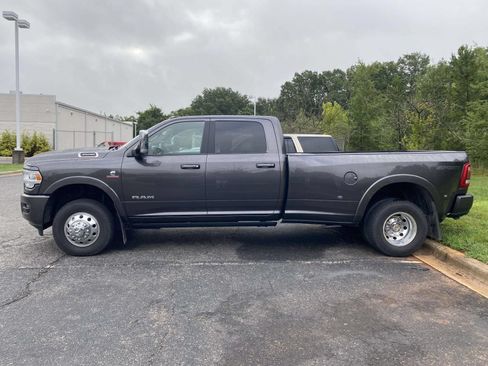 Used 2021 RAM 3500 Laramie AWD/4WD image 5