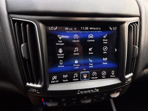 Used 2020 Maserati Levante S AWD/4WD image 10