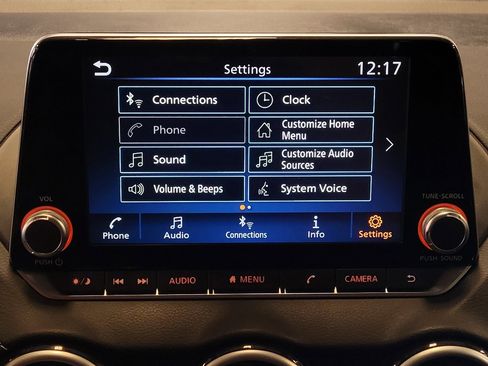 Used 2025 Nissan Sentra SV FWD image 25