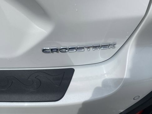 Certified 2025 Subaru Crosstrek 2.5i Limited w/ Crosstrek Mirror Package image 26