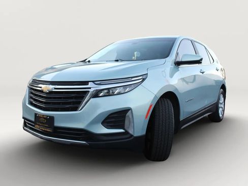 Used 2022 Chevrolet Equinox LT image 1