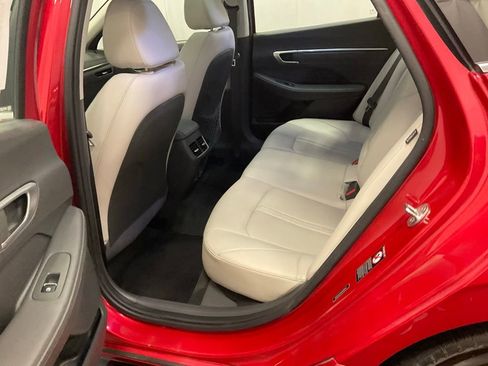 Used 2021 Hyundai Sonata Limited FWD image 34