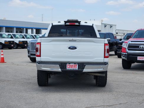 Used 2022 Ford F150 Lariat w/ FX4 Off-Road Package AWD/4WD image 6