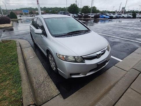 Used 2011 Honda Civic LX image 3
