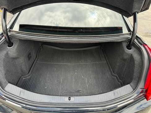 Used 2015 Cadillac XTS Luxury image 13