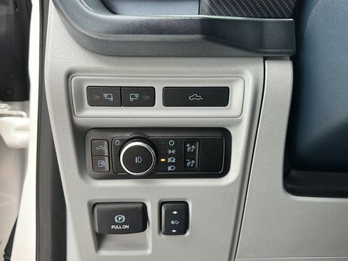 Used 2023 Ford F150 Limited AWD/4WD image 30