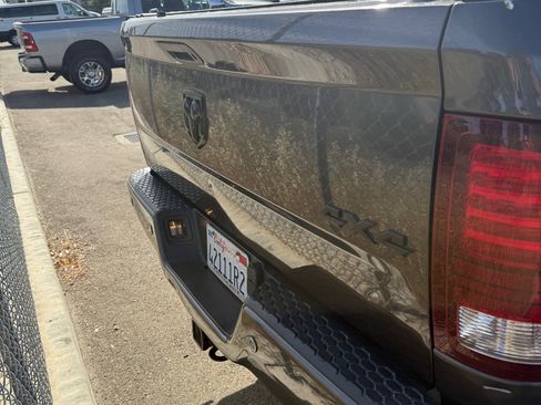 Used 2018 RAM 2500 Laramie w/ Sport Appearance Group AWD/4WD image 7