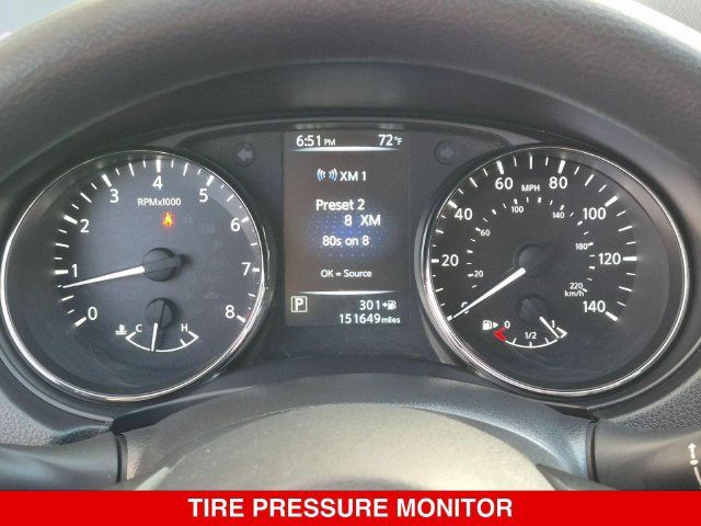 Used 2017 Nissan Rogue S w/ S Appearance Package AWD/4WD image 22