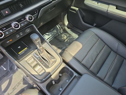 Used 2024 Honda CR-V Sport Touring image 27