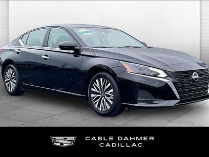 Used 2025 Nissan Altima 2.5 SV