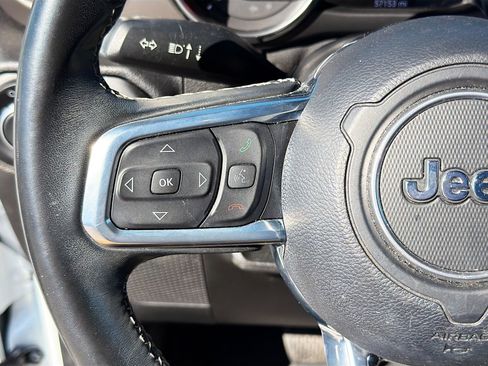 Used 2021 Jeep Wrangler Unlimited Rubicon w/ LED Lighting Group image 33