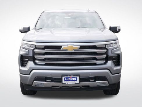 New 2026 Chevrolet Silverado 1500 High Country AWD/4WD image 13