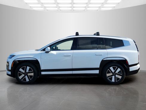 New 2026 Hyundai Ioniq 9 SEL image 4