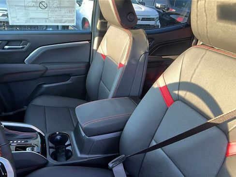 New 2026 Chevrolet Colorado Z71 w/ Z71 Convenience Package 2 image 15