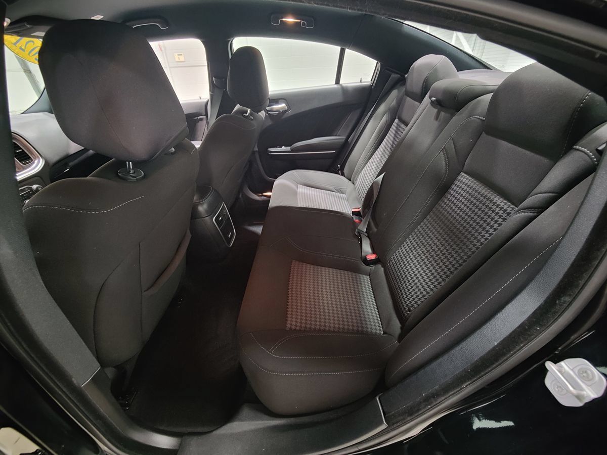 Used 2021 Dodge Charger SXT w/ Driver Convenience Group AWD/4WD image 41